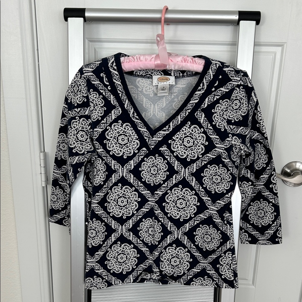 Talbots Navy and White V-Neck Sweater